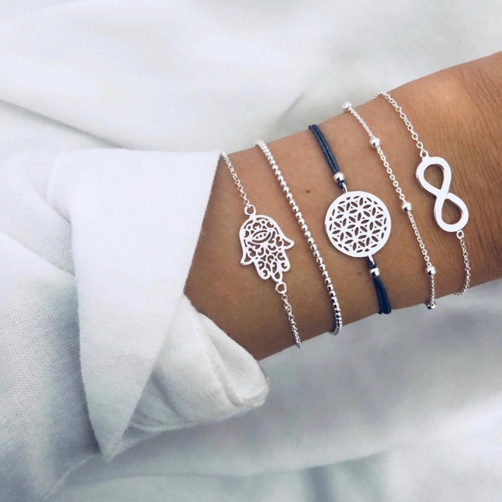 3/$30 🤍 Hamsa Hand Bracelet set - Picture 1 of 3